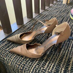 BCBG brown satin heels size 38.5